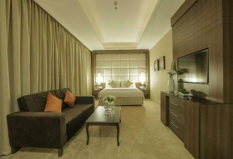 سوییت جونیور, Gloria Inn Riyadh