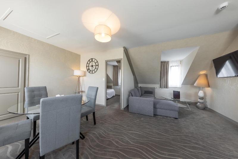 Номер Стандарт Адаптированный для Инвалидов, Holiday Inn Express & Suites West Memphis, An Ihg