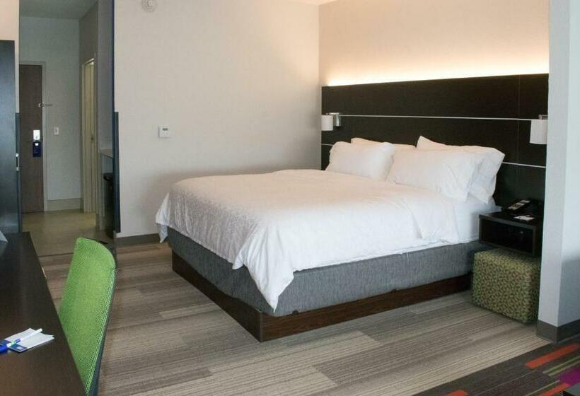 キングサイズベッドのスイートルーム, Holiday Inn Express & Suites West Memphis, An Ihg