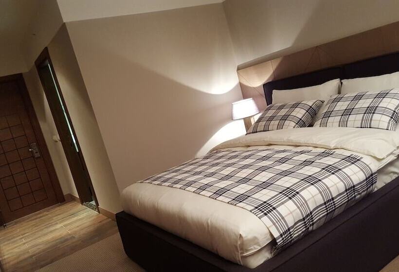 Номер Deluxe, Karinna Hotel Convention Center & Spa   Full Board Plus