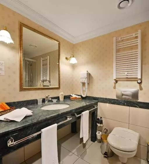 Deluxe Suite, Karinna Hotel Convention Center & Spa Full Board Plus