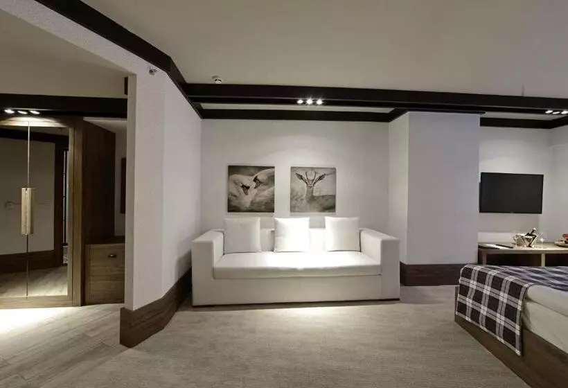 Deluxe Junior Suite, Karinna Hotel Convention Center & Spa Full Board Plus