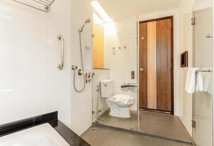 חדר דלוקס עם מרפסת נוף לים, Sand Dunes Chaolao Beach Resort