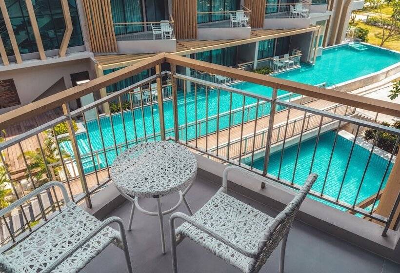اتاق لوکس با چشم‌انداز استخر, Sand Dunes Chaolao Beach Resort