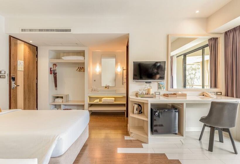 חדר דלוקס נוף בריכה, Sand Dunes Chaolao Beach Resort