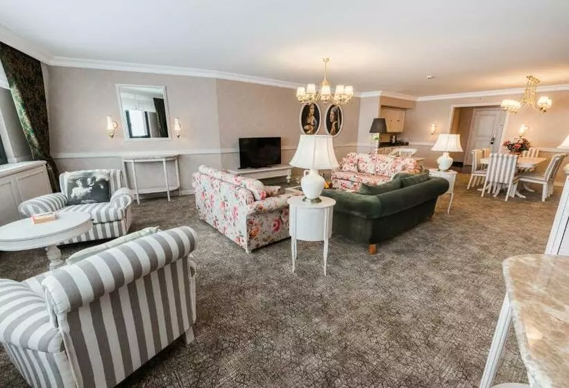 Suite King Bed, Karinna Hotel Convention Center & Spa Full Board Plus