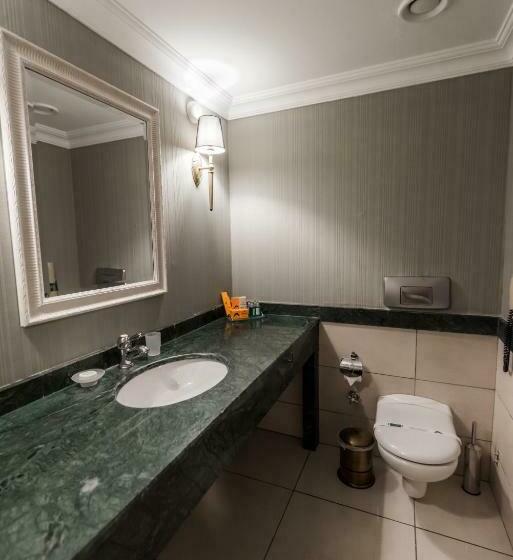 Люкс Кровать Кинг, Karinna Hotel Convention Center & Spa   Full Board Plus
