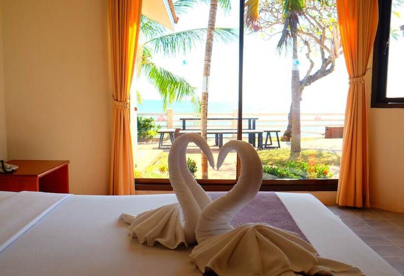 スリーベッドルーム　ヴィラ, New Travel Beach Hotel & Resort