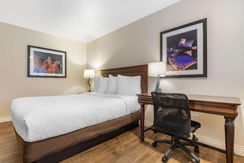 חדר דלוקס נוף בריכה, Parida Resort