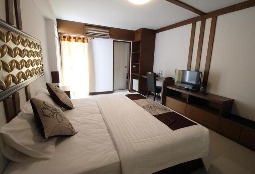 غرفة سوبيريور مزوَّدة بتراس, ลีลาวดี รามอินทรา Leelawadee Resotel Raminthra 23