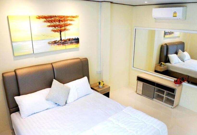 Люкс Вид на Сад, Neenlawat Riverside