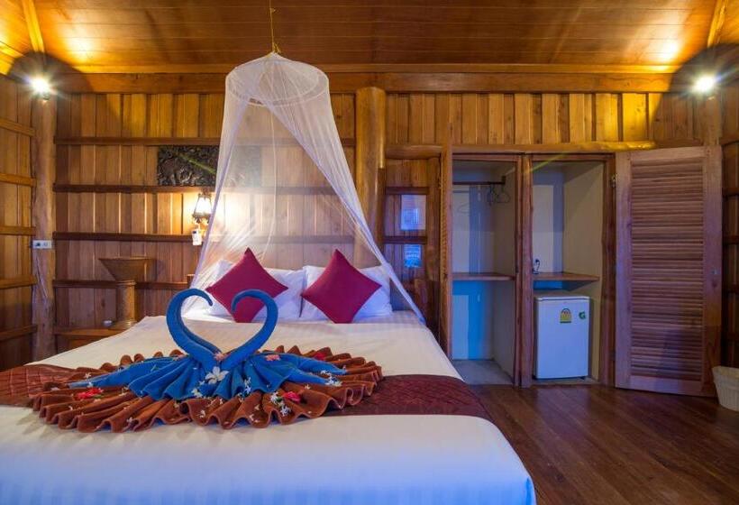 חדר דלוקס נוף לים, Thiwson Beach Resort   Sha Extra Plus