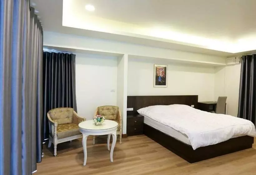 デラックスルーム, Young Coconut Garden Home Resort