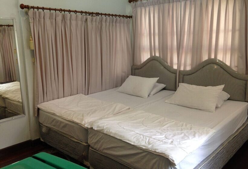 高级大房间, Young Coconut Garden Home Resort