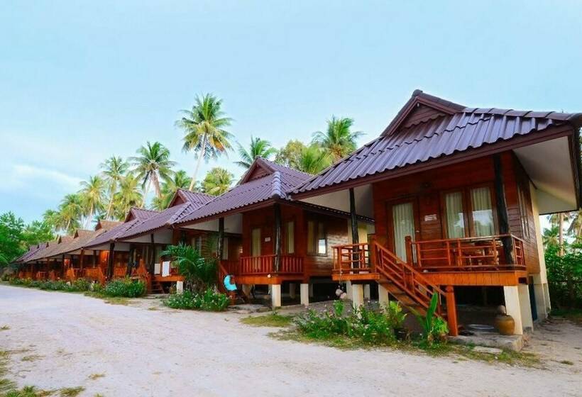 スタンダードバンガロー, Baanchaylay Resort