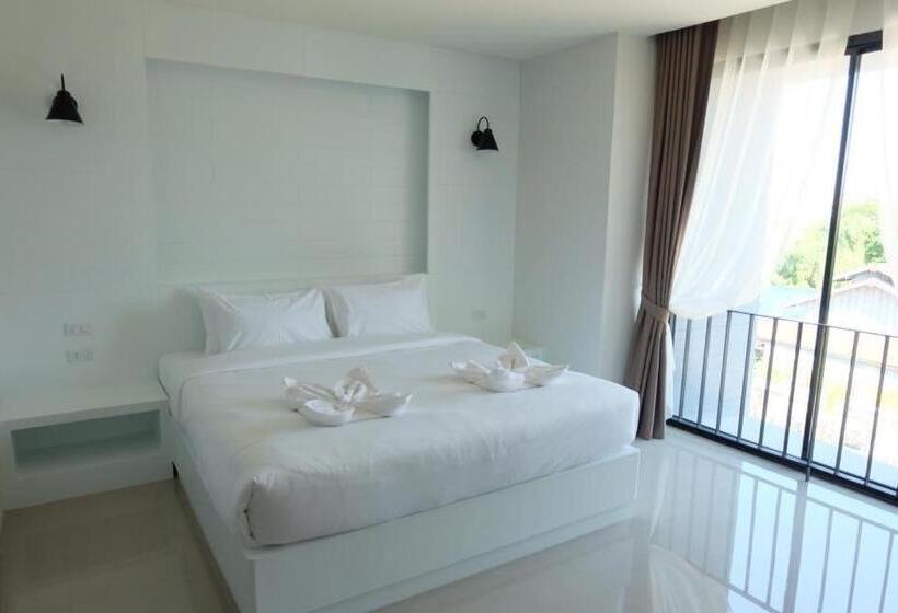 带大床的高级房间, Chuan Chom The High Resort Saraburi   Sha Plus