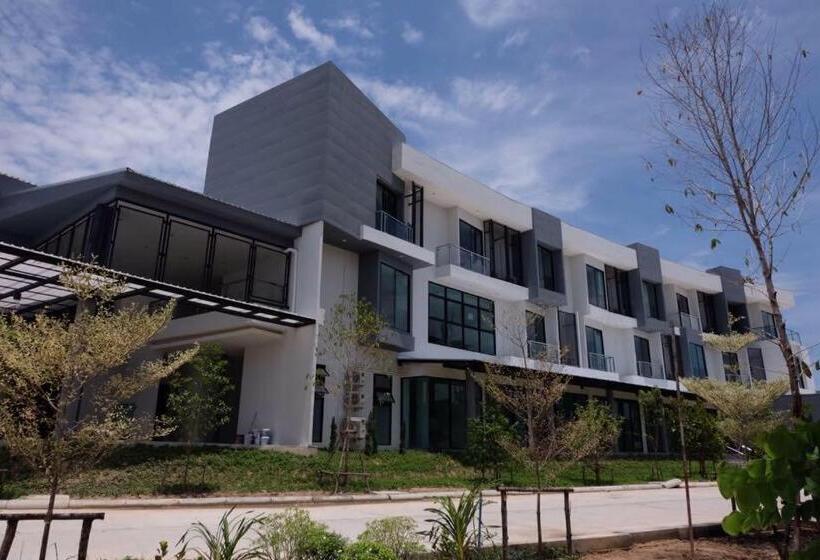 带大床的高级房间, Chuan Chom The High Resort Saraburi   Sha Plus