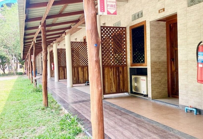 Номер Стандарт, Phuphan Park