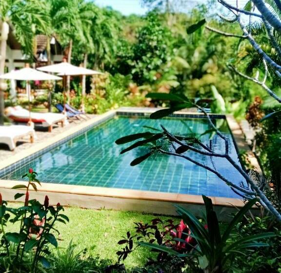 豪华洋房, Privacy Resort   Koh Chang