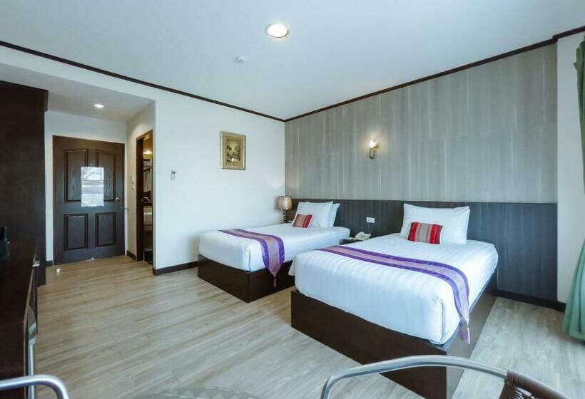 Номер Superior, Royal Nakhara Hotel And Convention Centre