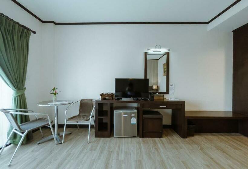 Номер Superior, Royal Nakhara Hotel And Convention Centre