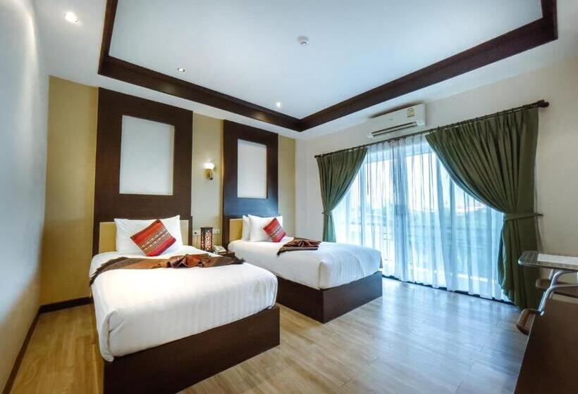 اتاق لوکس, Royal Nakhara Hotel And Convention Centre