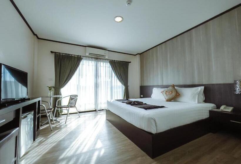 Номер Superior, Royal Nakhara Hotel And Convention Centre