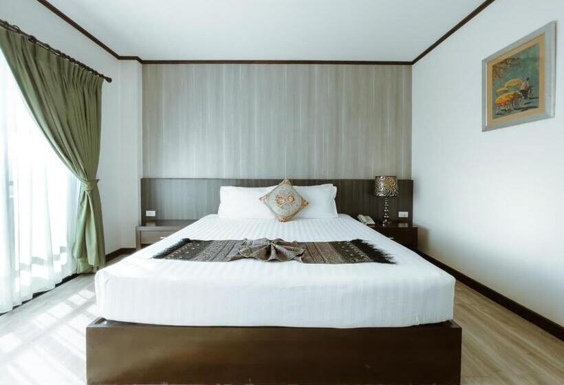 Номер Superior, Royal Nakhara Hotel And Convention Centre