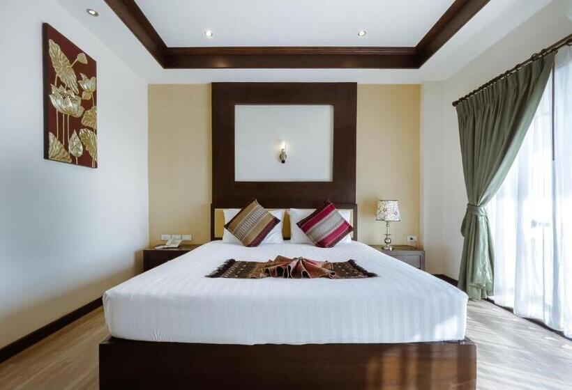 Номер Deluxe, Royal Nakhara Hotel And Convention Centre