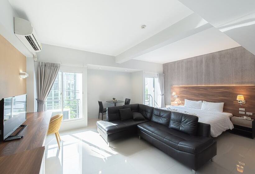 디럭스 룸, The Proud Exclusive Hotel Sha Plus