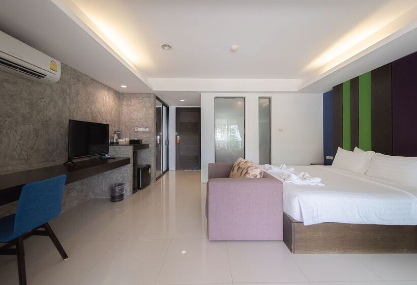 디럭스 룸, The Proud Exclusive Hotel Sha Plus