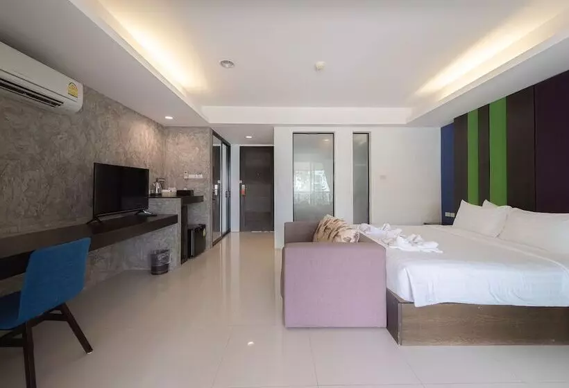 اتاق لوکس, The Proud Exclusive Hotel Sha Plus