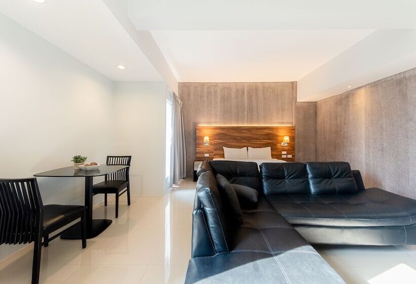 디럭스 룸, The Proud Exclusive Hotel Sha Plus