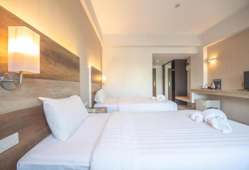 디럭스 룸, The Proud Exclusive Hotel Sha Plus