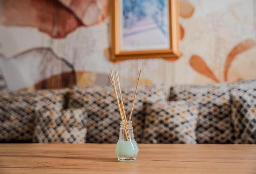 اتاق لوکس, Plaza La   Night And Spa