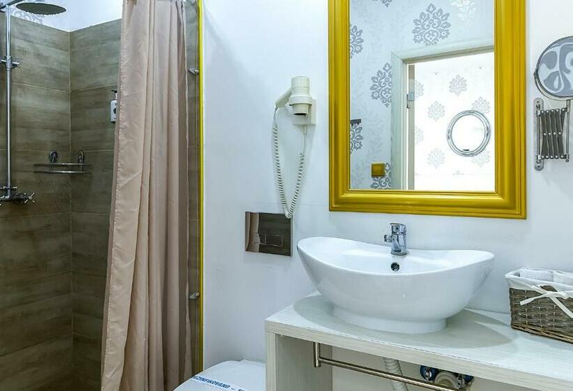 اتاق لوکس, Plaza La   Night And Spa