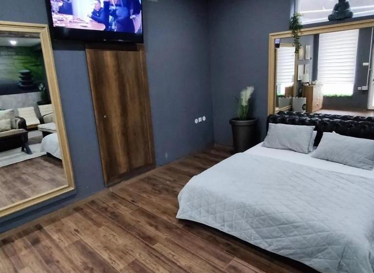 سوییت با استخر, Plaza La   Night And Spa