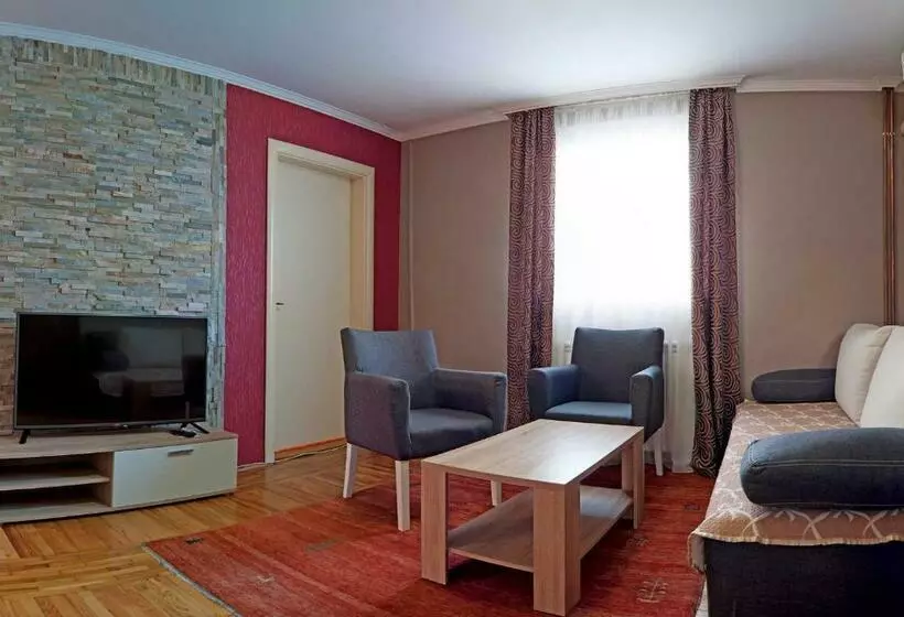آپارتمان 2 خوابه, Vila Boska Palic