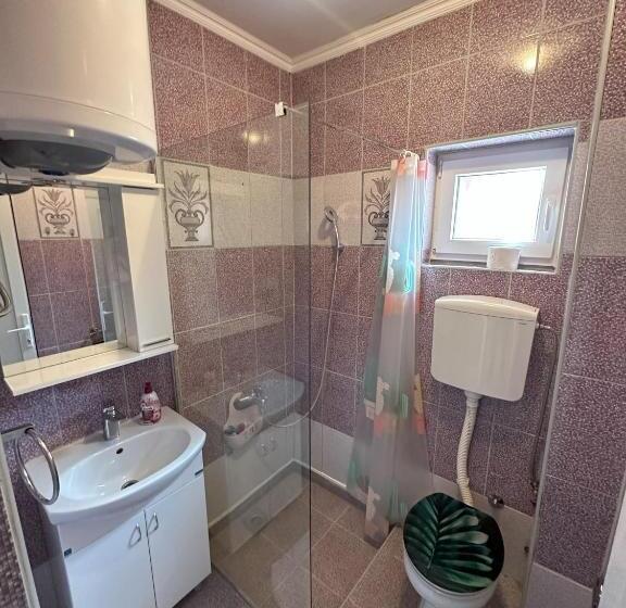 اتاق استاندارد سه نفره, Vila Boska Palic