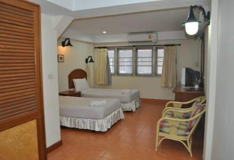 غرفة قياسية مزوَّدة بشُرفة, Ansu