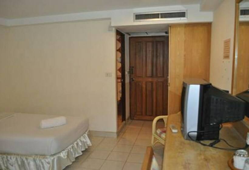 غرفة قياسية مزوَّدة بشُرفة, Ansu