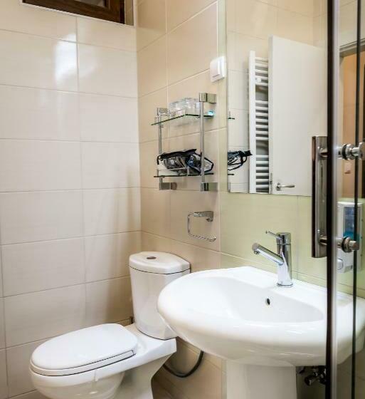 اتاق استاندارد سه نفره, B&b Posejdon