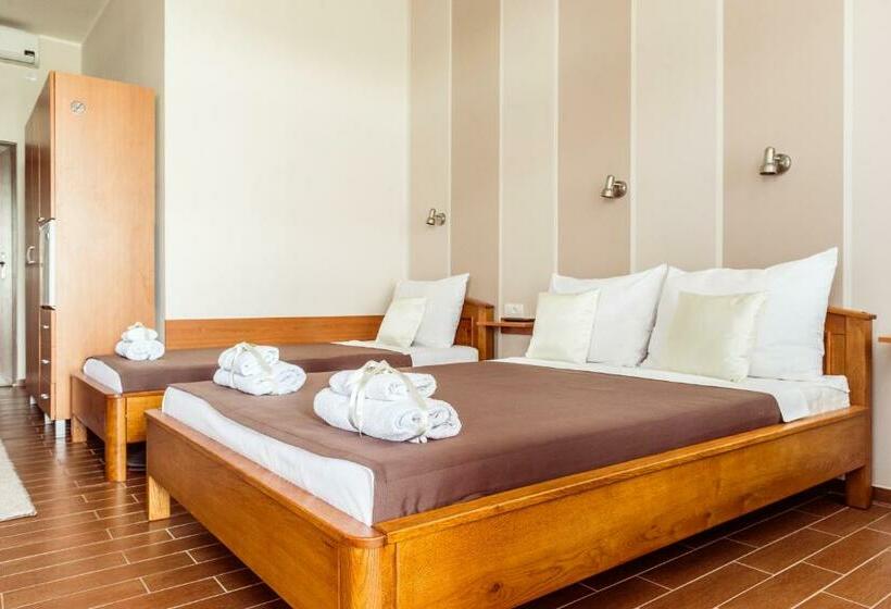 اتاق استاندارد سه نفره, B&b Posejdon