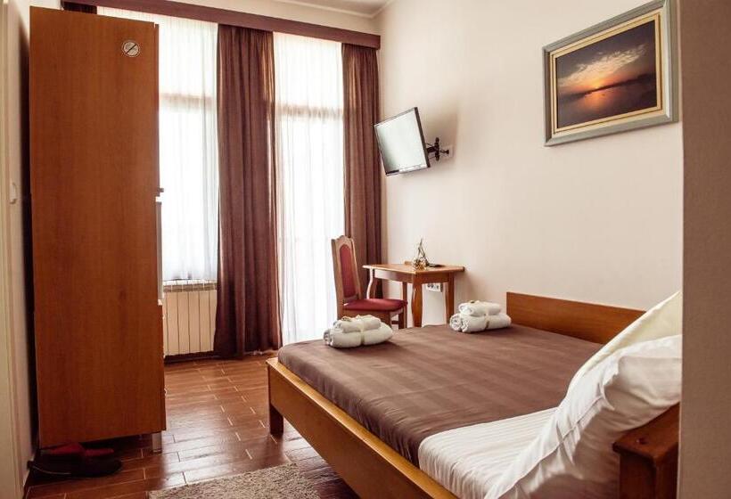 اتاق استاندارد, B&b Posejdon