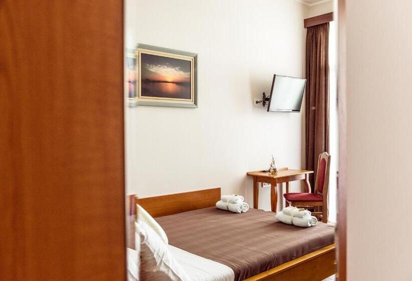 اتاق استاندارد, B&b Posejdon