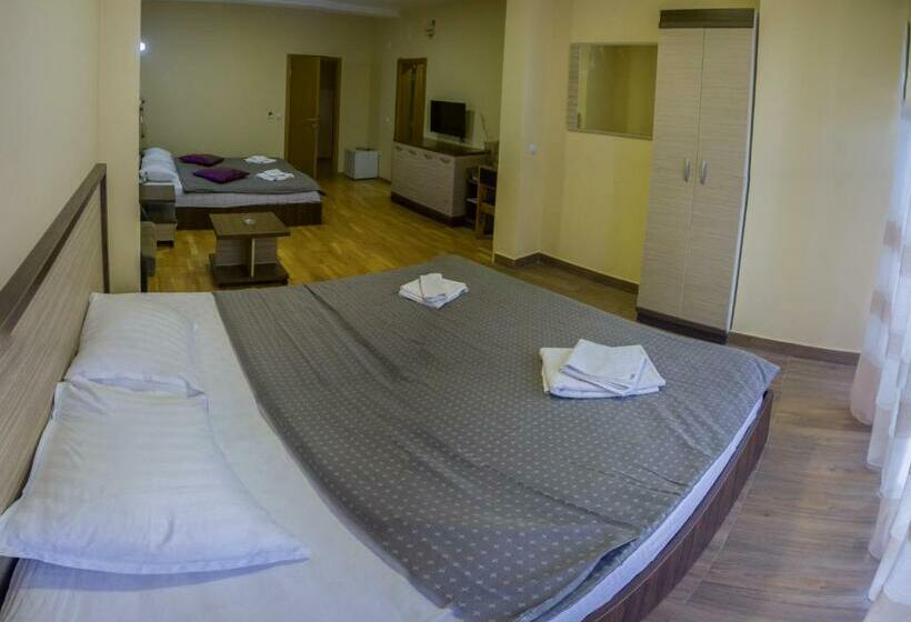 غرفة ديلوكس عائلية, Bella Nella