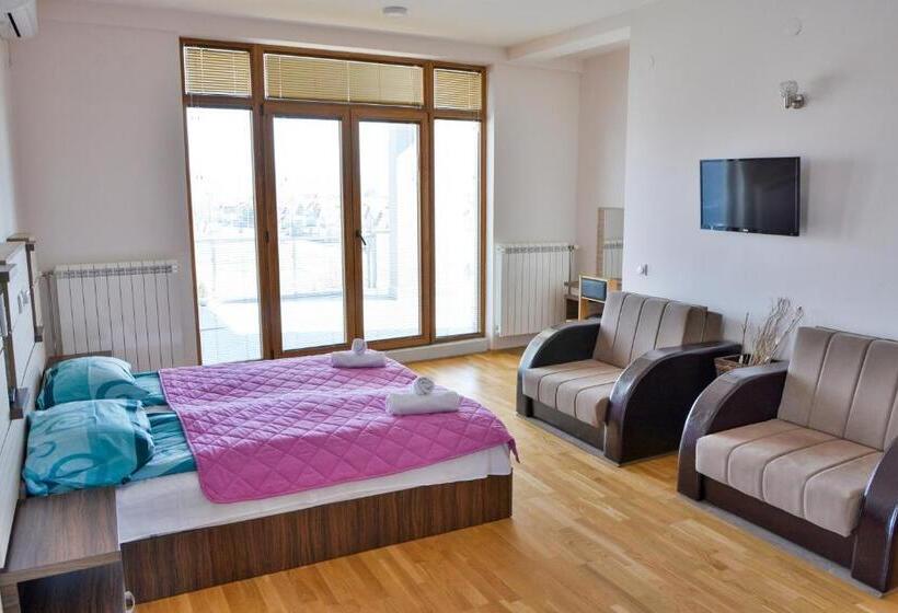 غرفة ديلوكس عائلية, Bella Nella