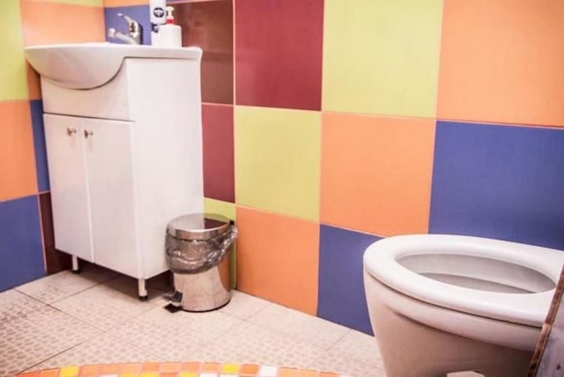 חדר אקונומי, Cphostel