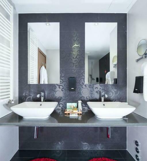 سوییت جونیور, Emerald