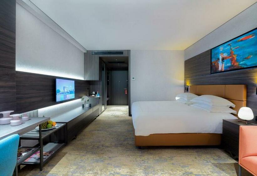 اتاق لوکس, Emerald